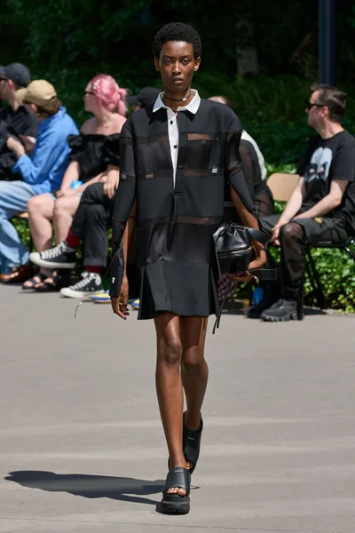 Look 39